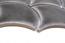 Mosaïque céramique gris foncé brillant aspect éventail Carreau de cuisine Miroir de salle de bain Paroi de douche MOS13-FS7_f