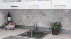 Carreau Travertin Pierre naturelle Chiaro beige crème Carreau en pierre naturelle aspect antique Bac à douche Paroi de douche Carreau de cuisine - MOSF-45-46079