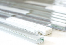 Échantillon manuel Carreau de mosaïque Translucide Composite blanc Multistick Mosaïque de verre Crystal Artificial blanc MOS86-MS90_m