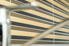 Motif main mosaïque carreau aluminium baguettes alu noir bronze or carrelage cuisine MOS49-B301_m