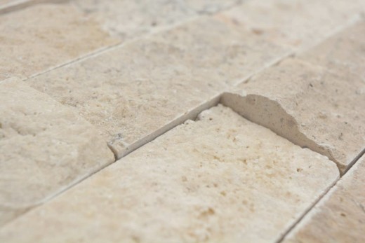 Échantillon manuel de mosaïque Carreau de travertin Pierre naturelle beige Brick Splitface Chiaro Travertin 3D MOS43-1206_m