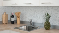 Échantillon manuel de mosaïque ECO Recycling GLAS Enamel blanc mat verre MOS140-07W_m