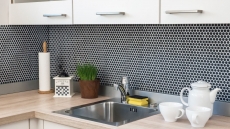 Échantillon manuel de mosaïque ECO Recycling GLAS Hexagon Enamel noir mat MOS140-HX11B_m