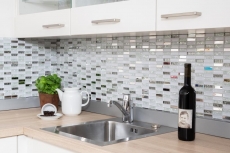 Échantillon manuel Carreau de mosaïque translucide acier inoxydable blanc baguettes Mosaïque de verre Crystal acier blanc verre MOS87-0102_m