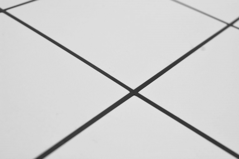 Tapis mosaïque autocollant en métal aspect carrelage blanc avec joint noir MOS200-W01