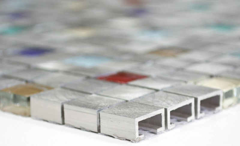 Motif à main Carreau de mosaïque Aluminium Translucide Alu Mosaïque de verre Crystal argenté multicolore MOS49-A702_m