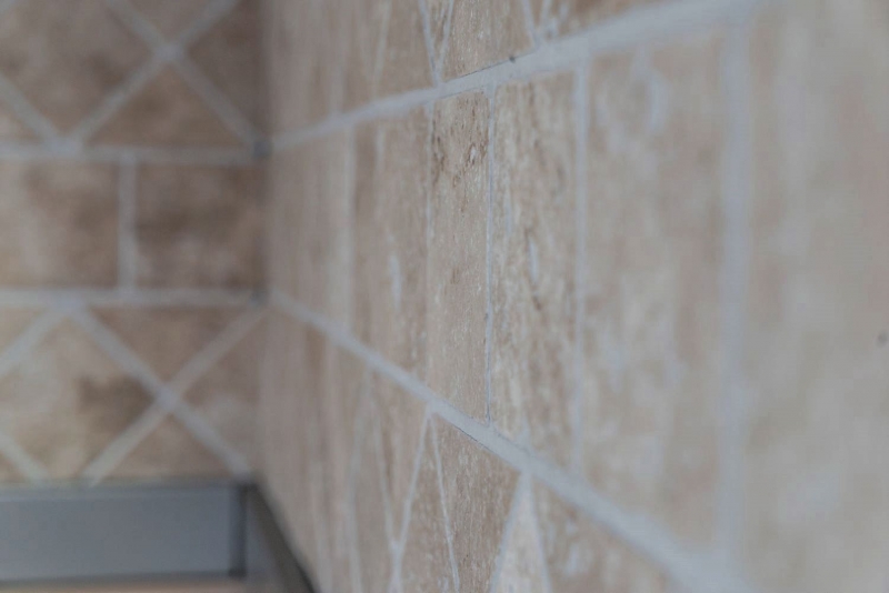 Carreau Travertin Pierre naturelle Chiaro beige crème Carreau en pierre naturelle aspect antique Bac à douche Paroi de douche Carreau de cuisine - MOSF-45-46079