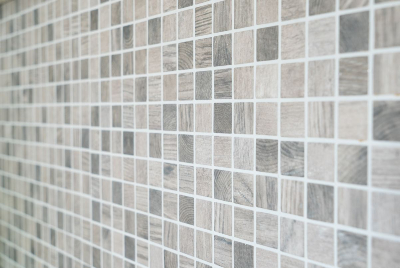 Mosaïque de verre Revêtement mural durable Recyclage Structure bois gris beige Carrelage MOS63-324