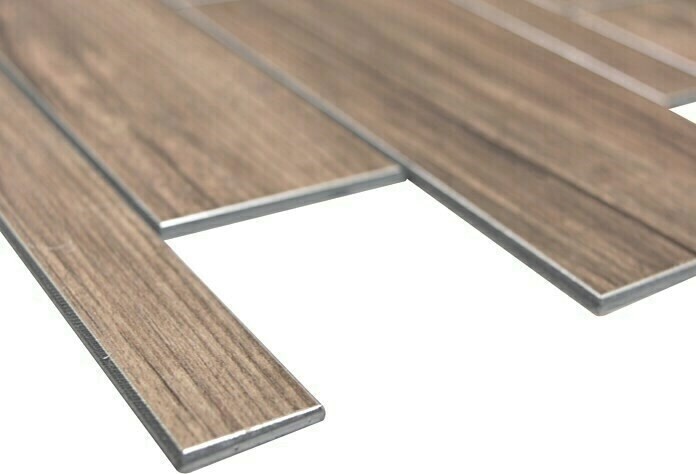 panneaux muraux autocollants aspect bois brun dosseret de cuisine carrelage
