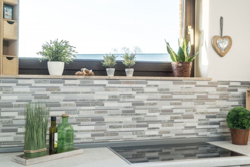 Motif main mosaïque carreau quartzite pierre naturelle aluminium argent gris beige clair composite MOS49-XSA535_m