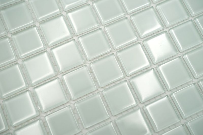 Motif manuel Carreau de mosaïque translucide blanc avec nuance de vert Mosaïque de verre Crystal BAD WC MOS60-0102_m
