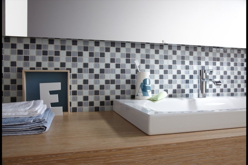 Motif main Carreau de mosaïque Translucide gris Mosaïque de verre Crystal gris SALLE DE BAINS WC CUISINE MUR MOS62-0204_m