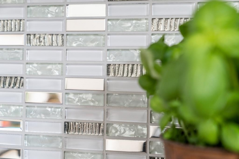 Échantillon manuel Carreau de mosaïque translucide acier inoxydable blanc baguettes Mosaïque de verre Crystal acier blanc verre MOS87-0102_m