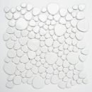 Mosaïque de galets Pebbles Gouttes de céramique blanc brillant Receveur de douche Carrelage MOS12-0102